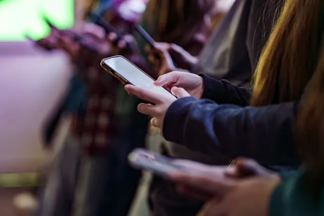 UK officials propose overnight social media blackout for teens